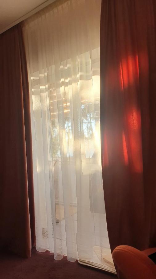 Central Luxury Apartment With City View 브라쇼브 외부 사진